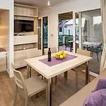 Case de vacanță Mobile Homes Sanmar